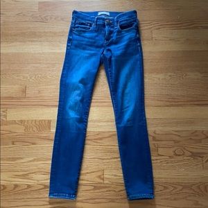 Low rise jeans